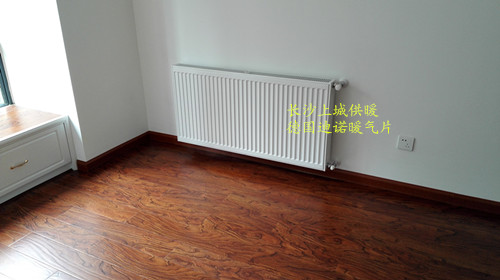 长沙市天心区上城供暖设备经营部,长沙家居地板采暖销售,长沙暖气片采暖备销售.中央热水循环系统设备安装