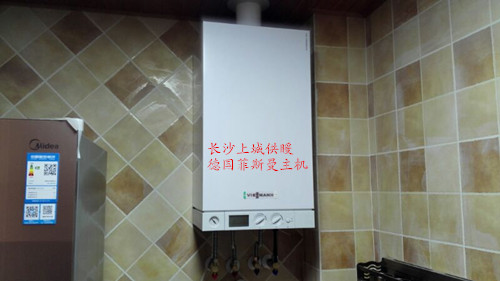 长沙市天心区上城供暖设备经营部,长沙家居地板采暖销售,长沙暖气片采暖备销售.中央热水循环系统设备安装